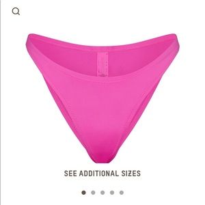 SKIMS dipped mid waist bikini bottom- Taffy